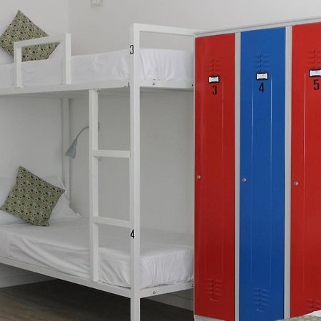 Lake Garda Beach Hostel ปาเดงเก ซุล การ์ดา ภายนอก รูปภาพ