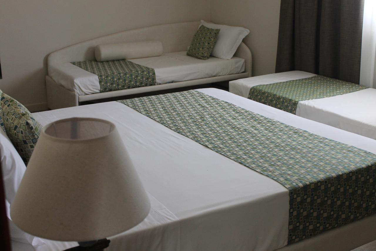 Lake Garda Beach Hostel ปาเดงเก ซุล การ์ดา ภายนอก รูปภาพ
