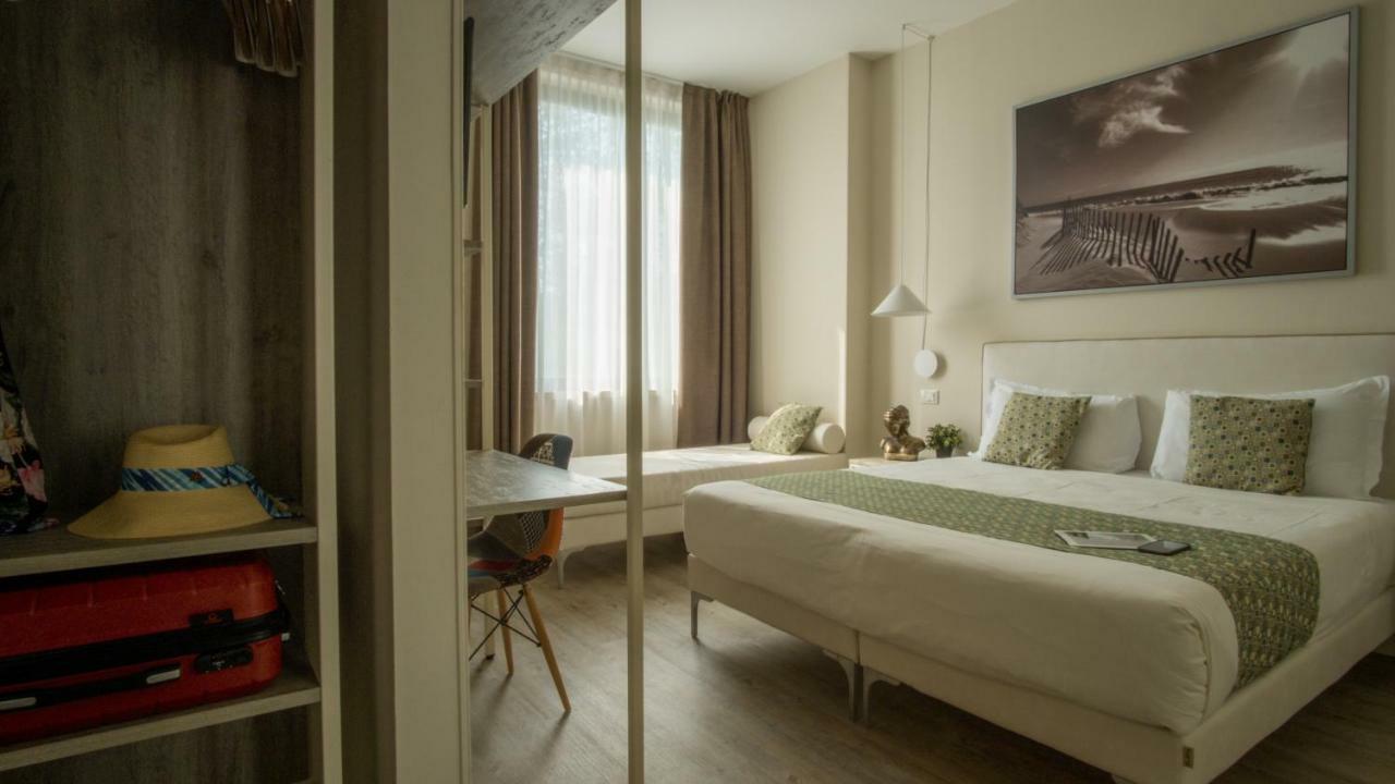 Lake Garda Beach Hostel ปาเดงเก ซุล การ์ดา ภายนอก รูปภาพ